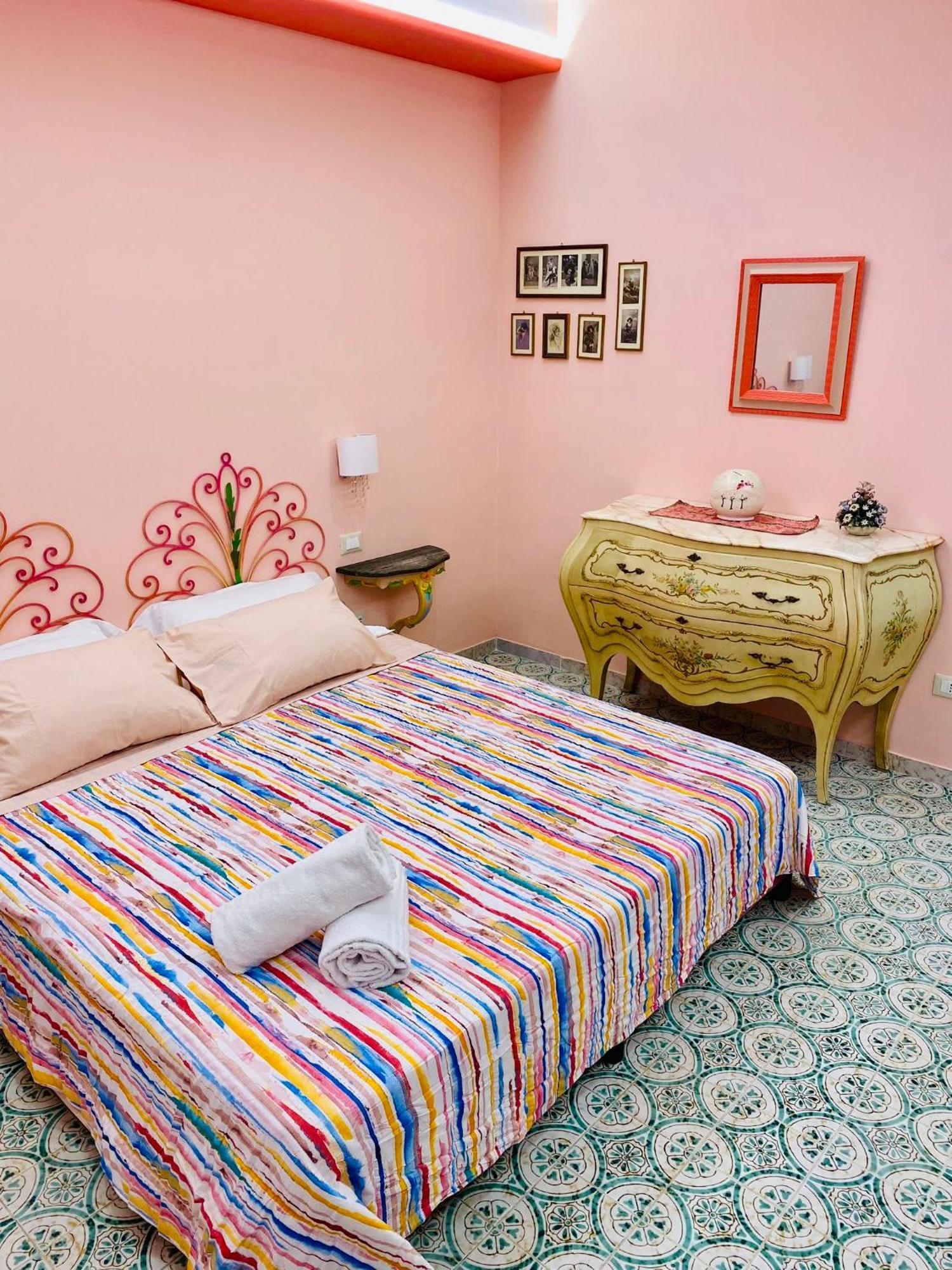 Yourhome - Maison Nicole & Marie Сорренто Экстерьер фото